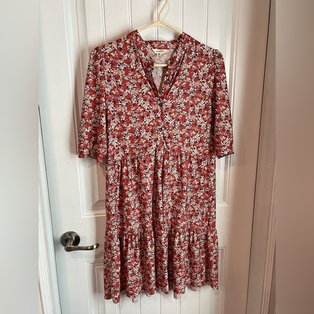 Max Studio adorable mini dress MEDIUM Orange Rust floral